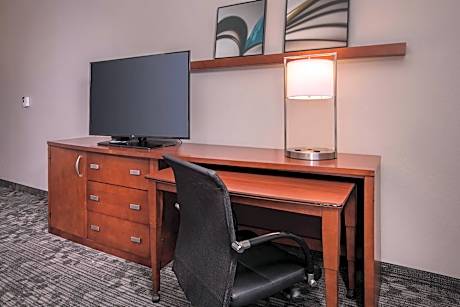 Room, 1 King Bed with Sofa bed (Mobility/Hearing Accessible, Tub) (1 King Bed and 1 Double Sofa Bed)