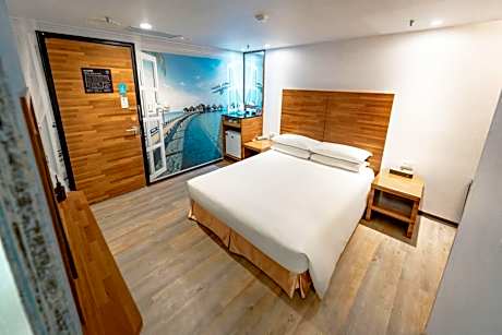 Standard Double Room - No Window