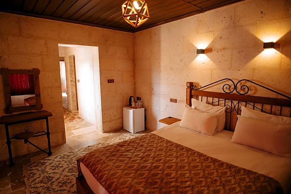 Çavuşin Cave House-Cappadocia