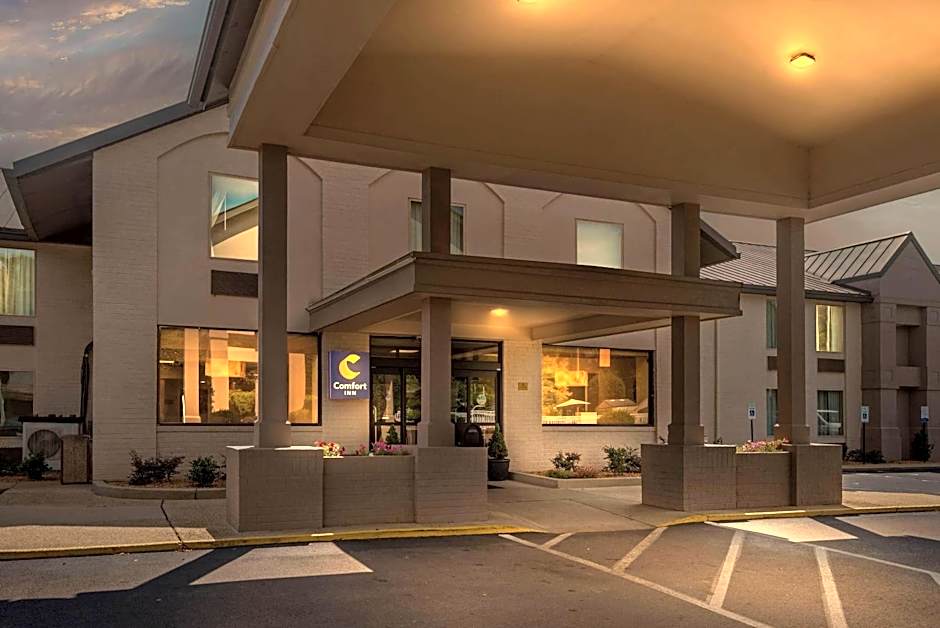 Comfort Inn Petersburg Fort Lee Area