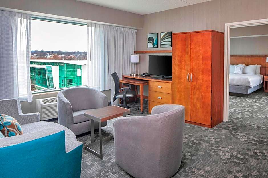 Courtyard by Marriott Stamford Downtown
