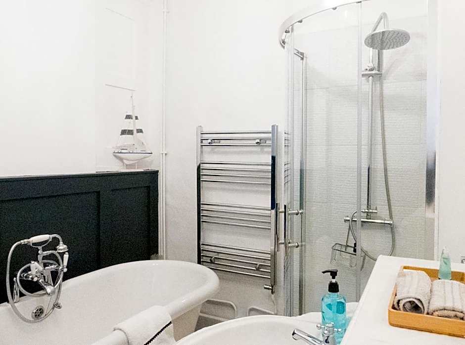 Ye Olde Smugglers Inne