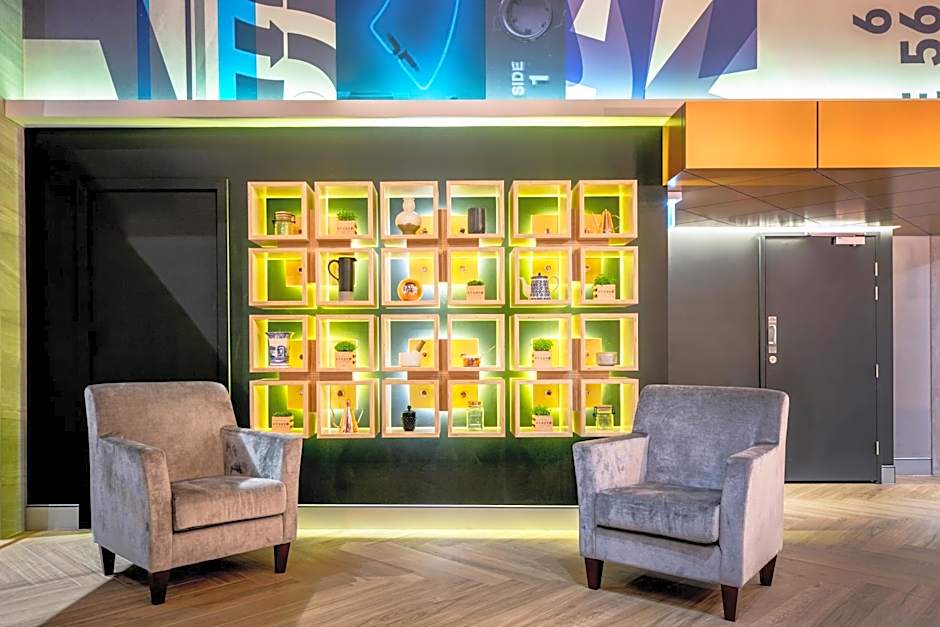 Rydges Perth Kings Square