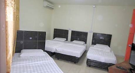 Economy Quadruple Room