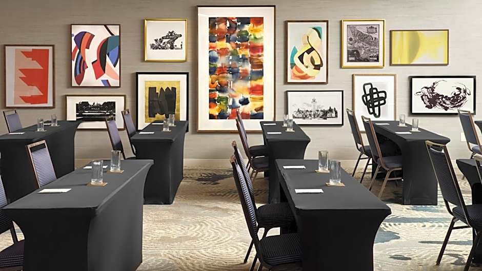 Burton House, Beverly Hills, A Tribute Portfolio Hotel