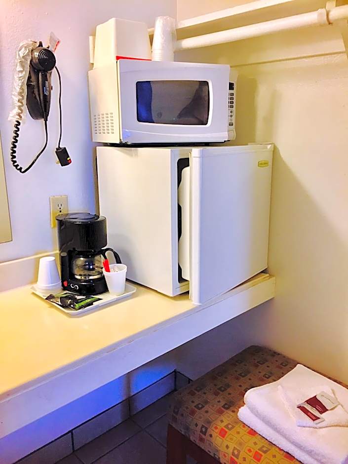 Maple Inn and Suites Los Banos