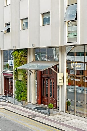 BRUT by Slaviero Hotéis