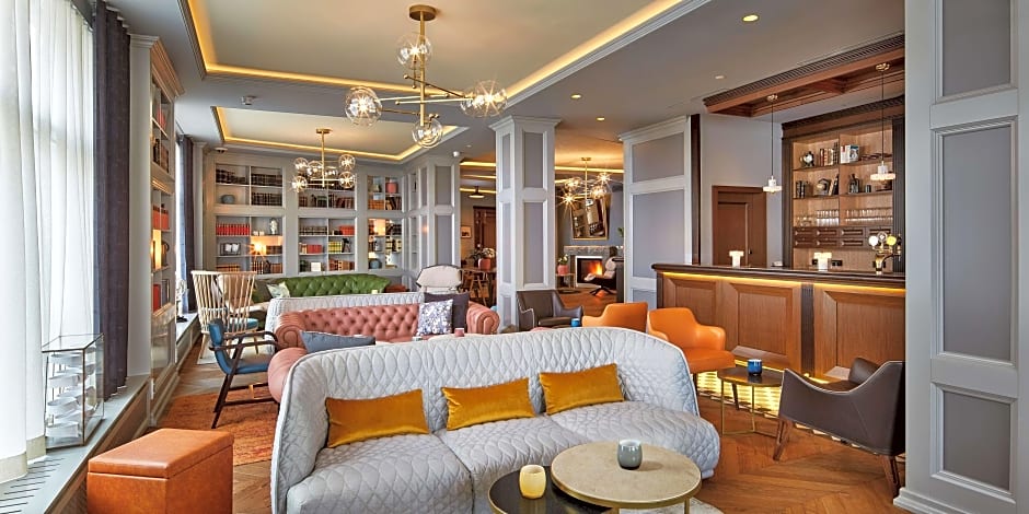 Reykjavik Konsulat Hotel Curio Collection by Hilto