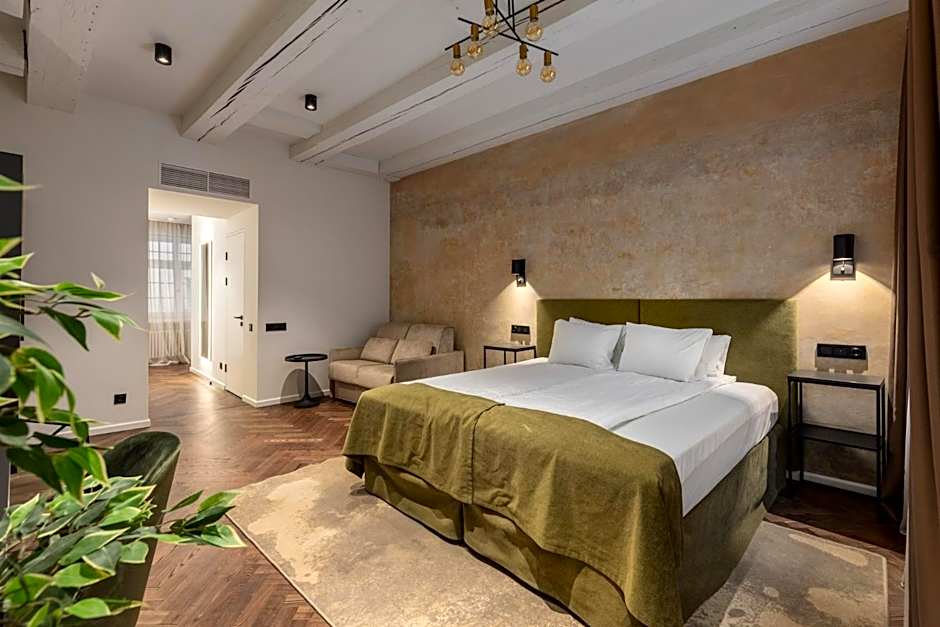 Konventa Seta Hotel Keystone Collection