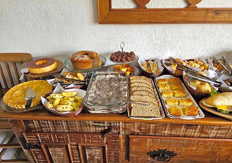 Pouso das Flores - Próximo a Maria Fumaça