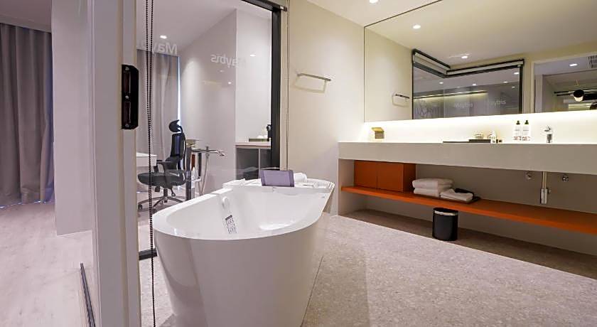 Maybis Hotel