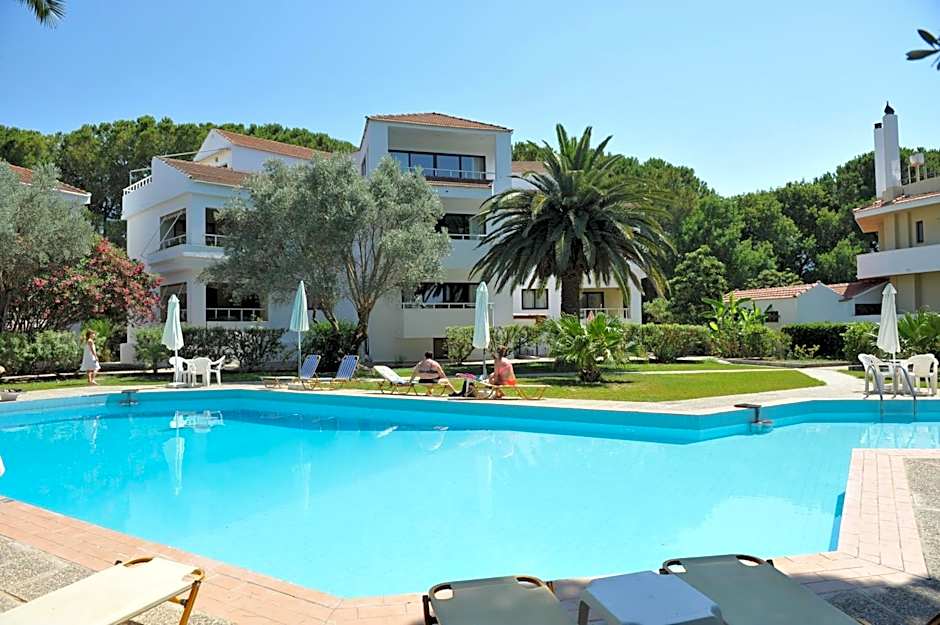 Niki Hotel Apartments