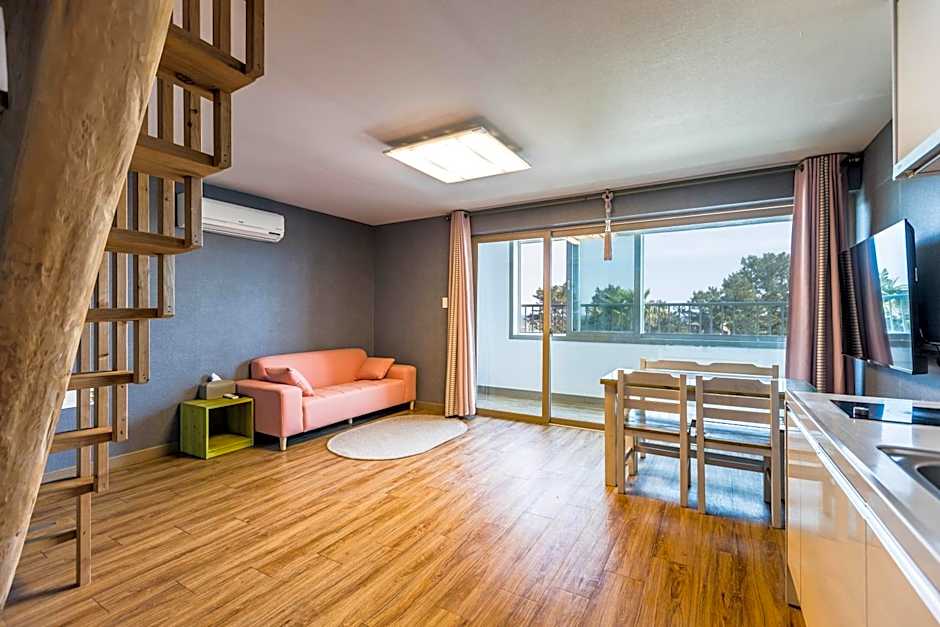 Jeju Pine Beach – Seogwipo, MO