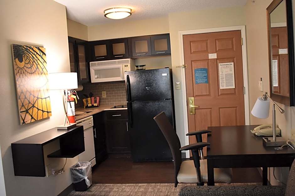 Staybridge Suites Cranbury - South Brunswick By IHG