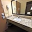 Super 8 by Wyndham Lincoln