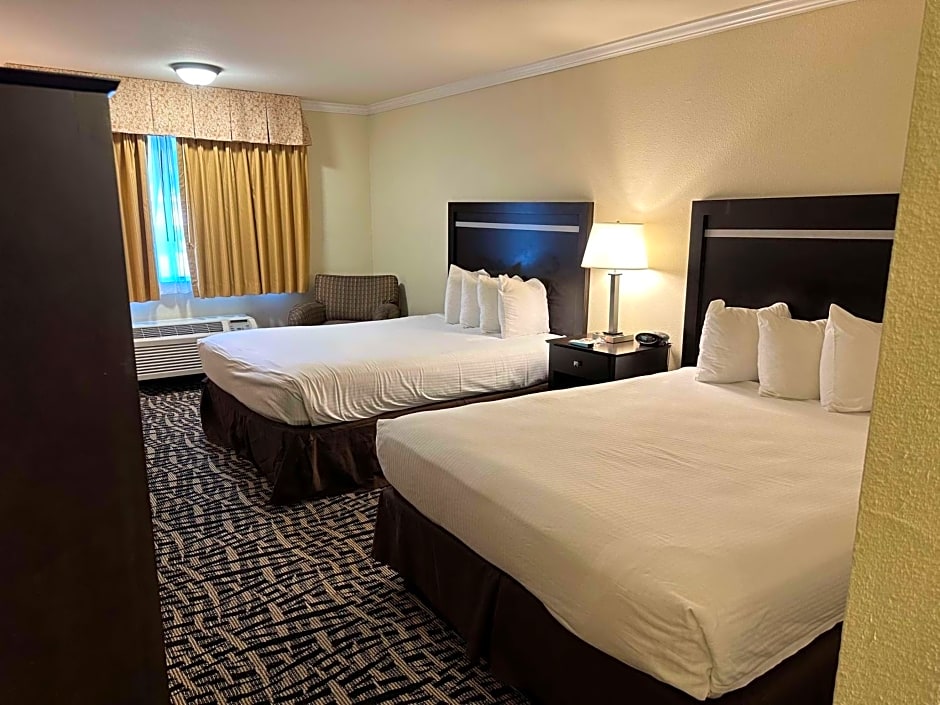 Best Western Plus Inn Of Hayward