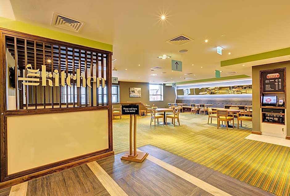 Premier Inn Horsham Town Centre