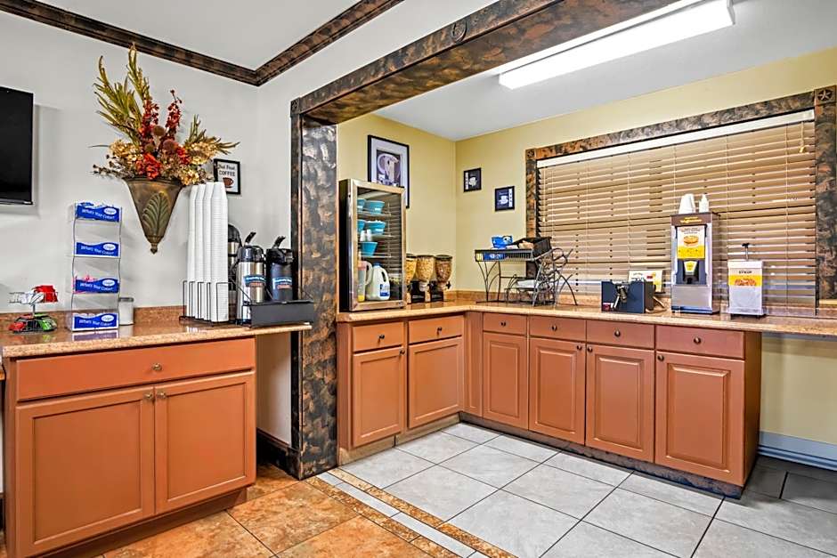 Americas Best Value Inn Midlothian Cedar Hill