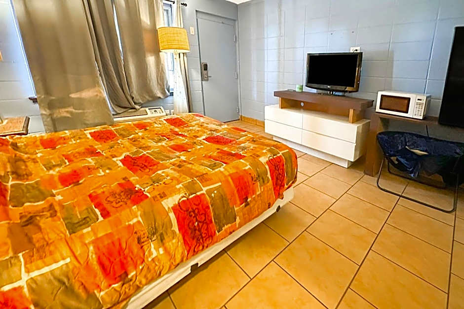 Luxury Inn By OYO Albany