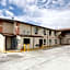 Super 8 by Wyndham Rawlins