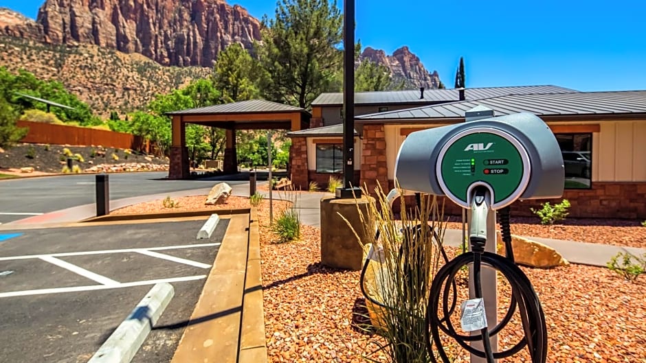 Best Western Plus Zion Canyon Inn & Suites