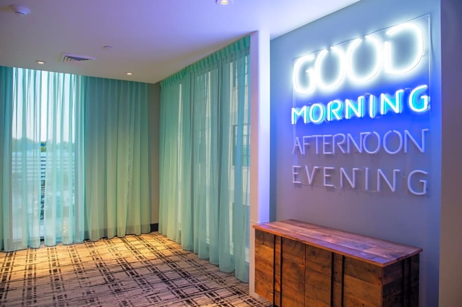 Hotel Indigo Madison Downtown By IHG