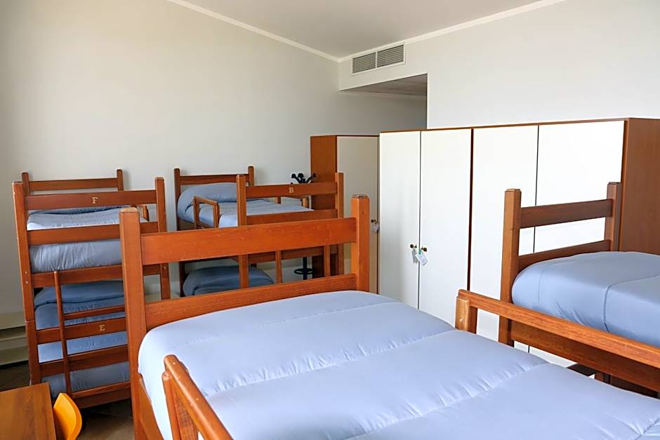 Student's Hostel Parma