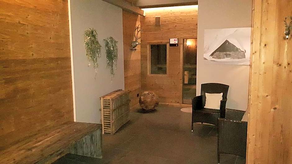 Hotel Vecchia Stazione Mountain Elegance