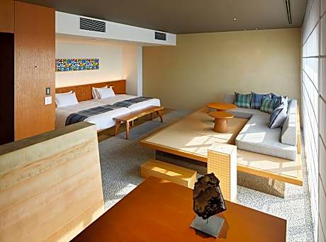 Strata Suite