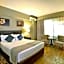 Cresta Jameson Hotel
