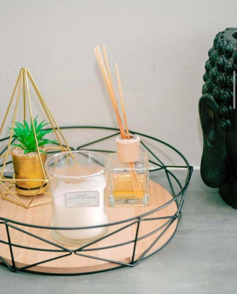 Elements Sunrise Bush Lodge