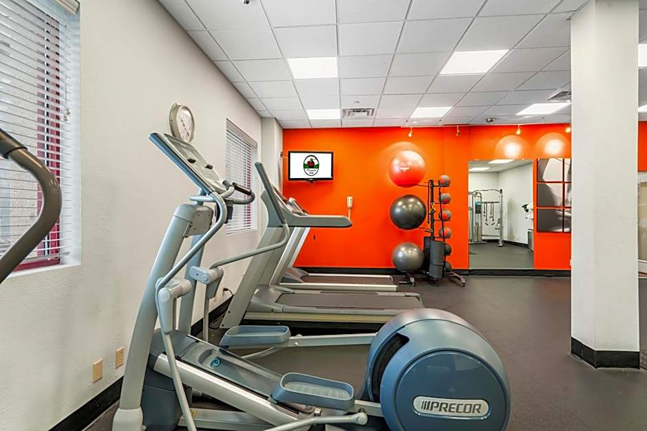 Thousand Hills Resort Hotel