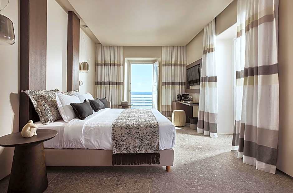 Amazon Mykonos Resort & Spa