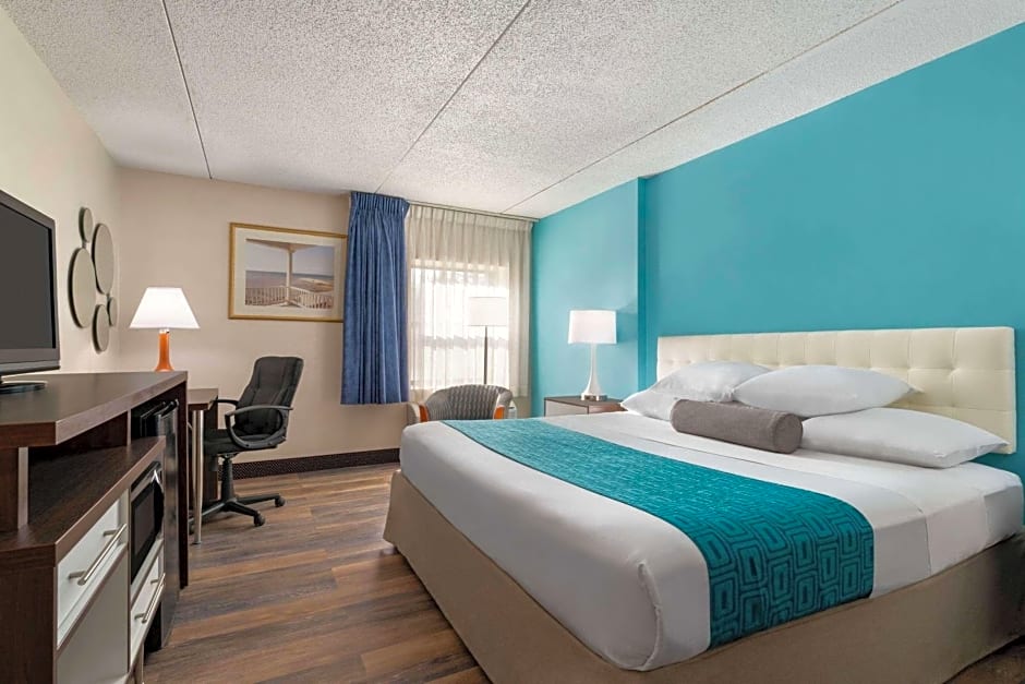 Howard Johnson Hotel by Wyndham South Portland