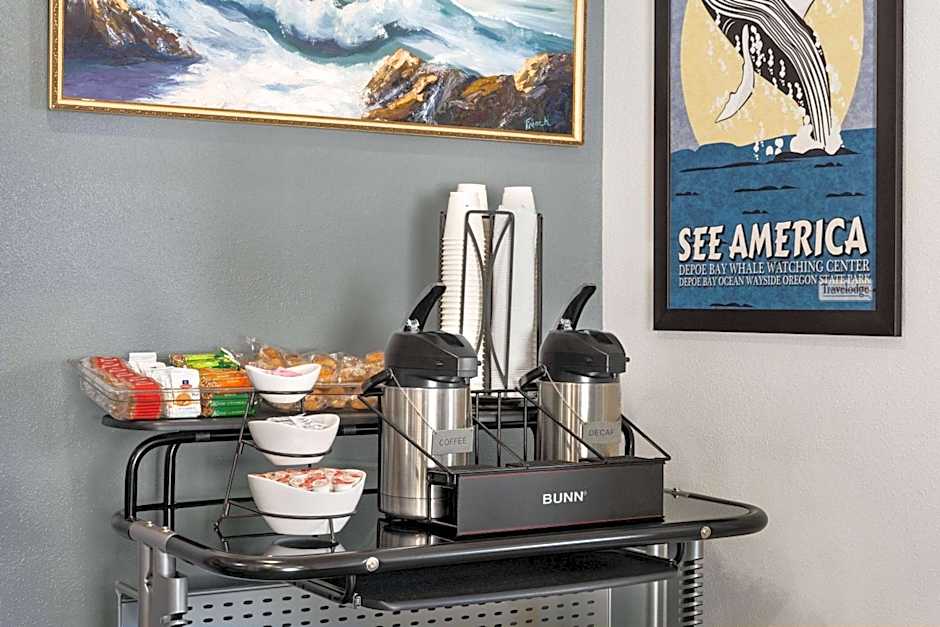 Travelodge by Wyndham Depoe Bay