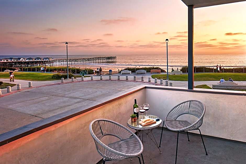 Pacific View Inn