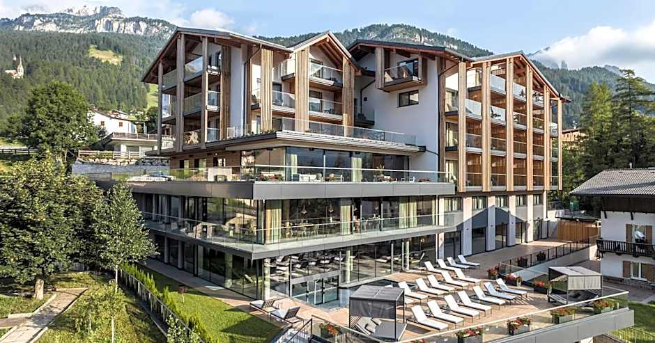 Ciampedie Luxury Alpine Spa Hotel