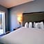 SeaSide Inn & Suites