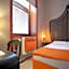 Orange Hotel