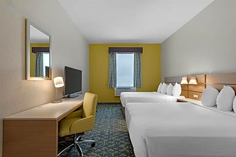 Queen Room with Two Queen Beds