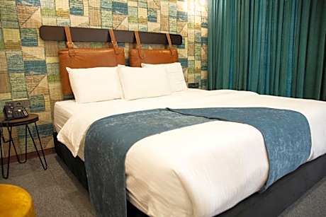 King Room with Balcony