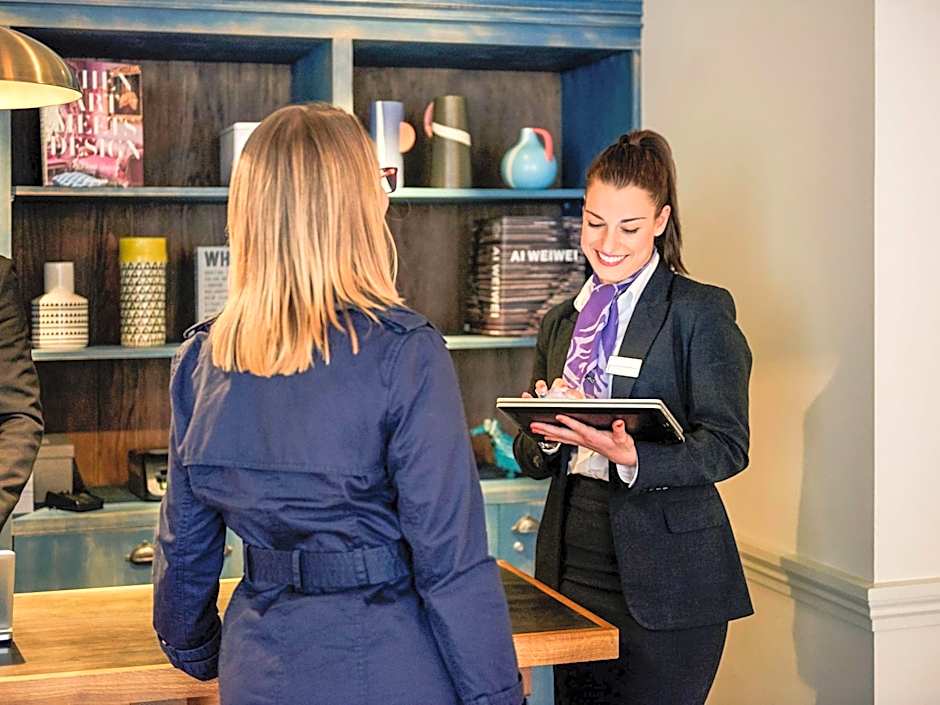 Bristol Grand Hotel By Sunday