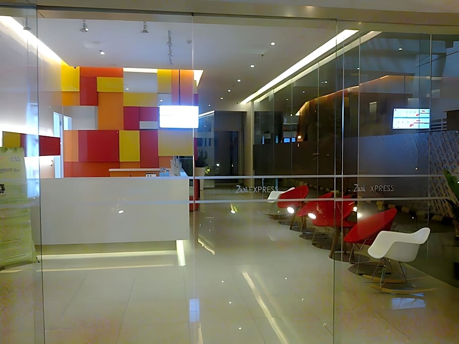 Zuri Express Mangga Dua