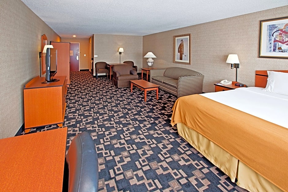 Holiday Inn Express Hotel & Suites Greenwood By IHG