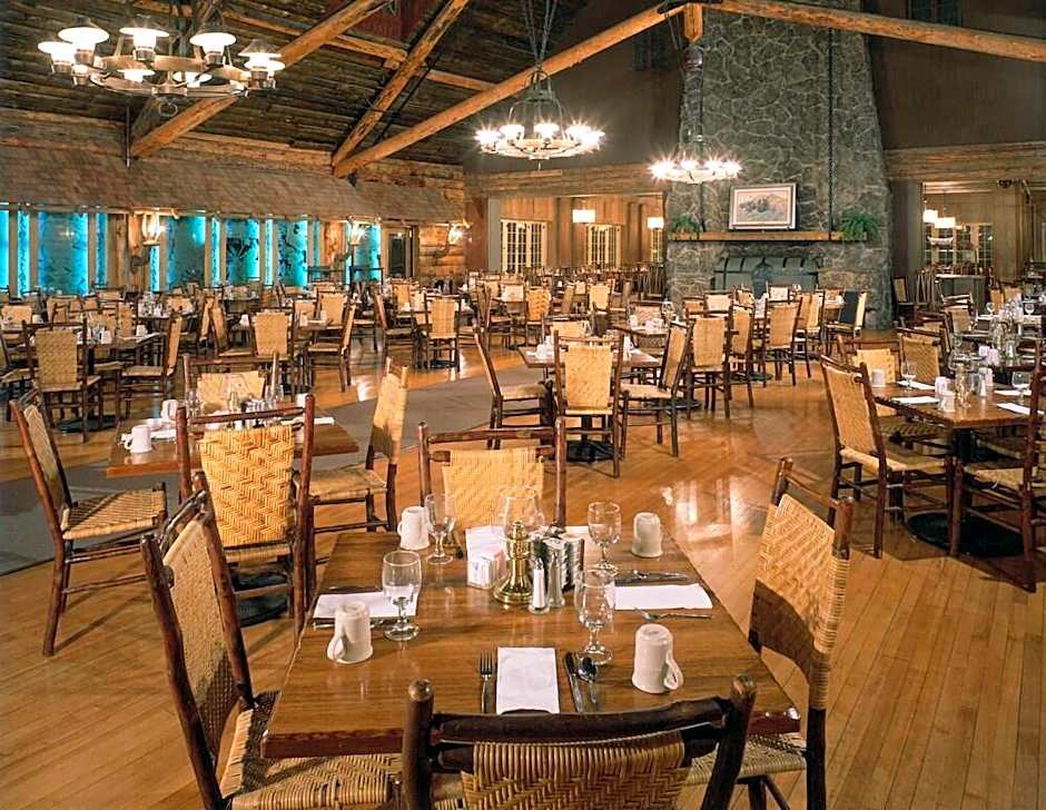 Old Faithful Snow Lodge & Cabins - Inside the Park