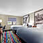 Super 8 by Wyndham Farmington