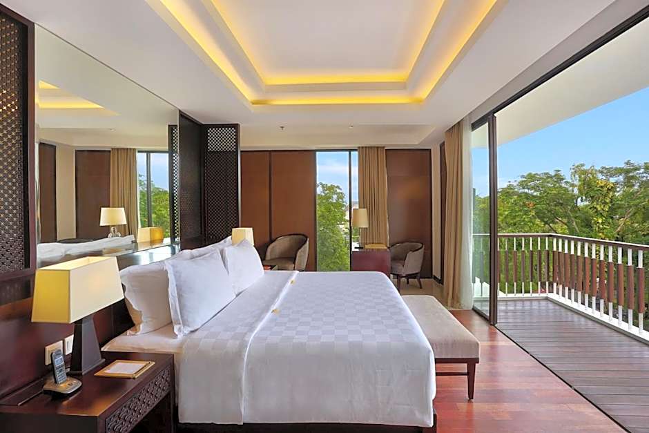 Photo 1 of 7 of Premier Suite