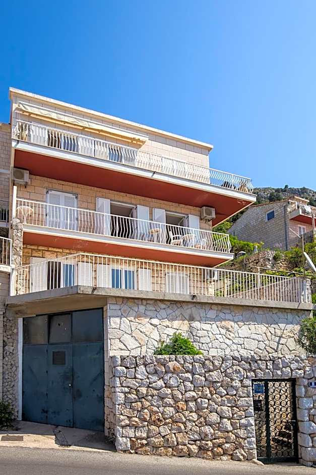 Beautiful Nest Rooms