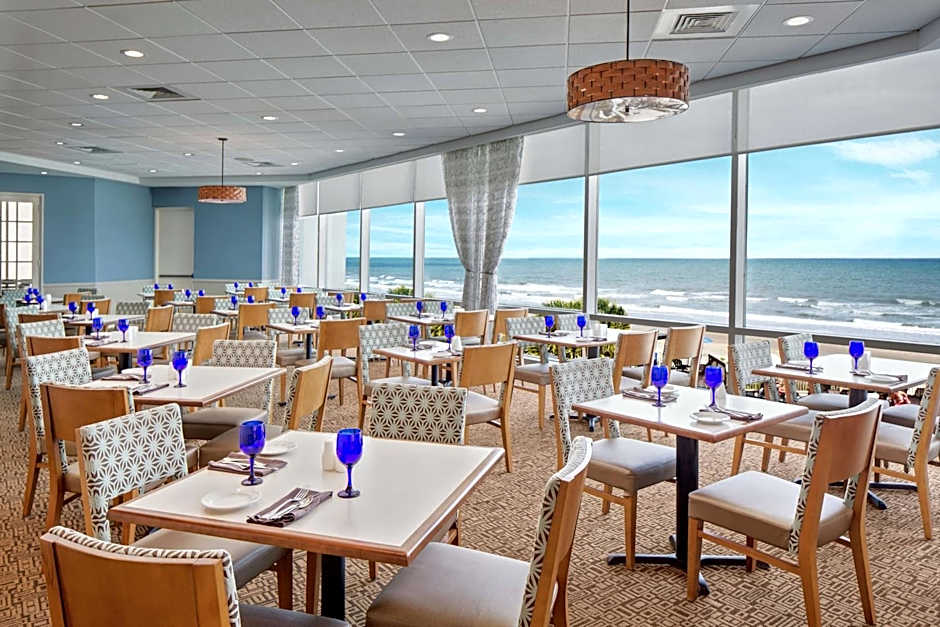 Royale Palms Condominiums