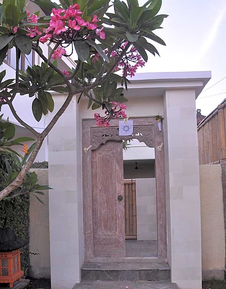 Ngetis Home Stay